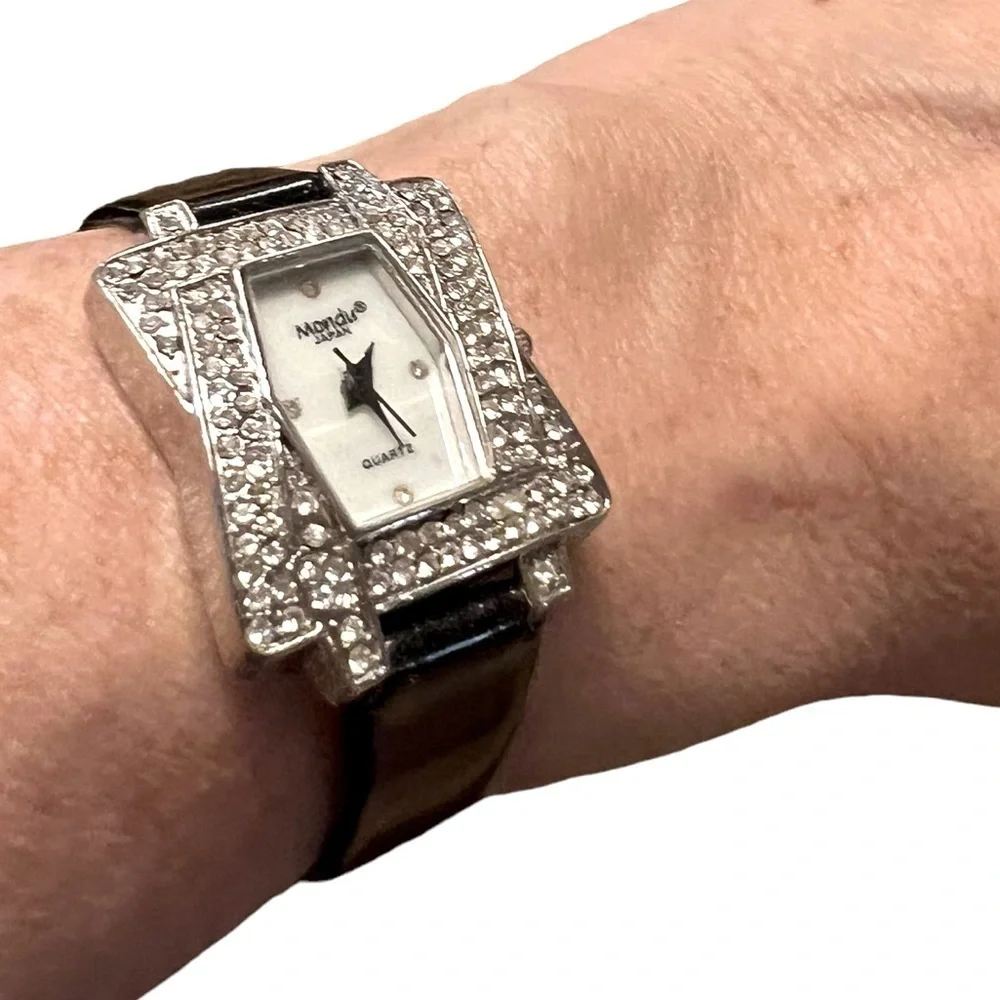 Evening watch, patent leather and rhinestone, elegant!